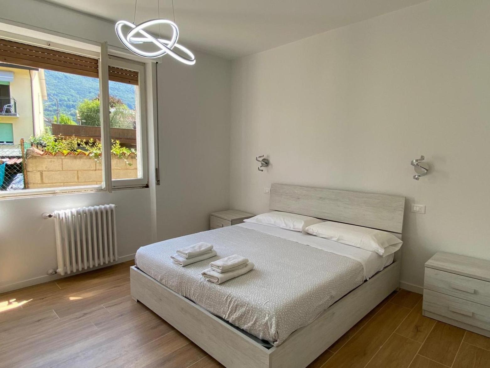 Villa The Swan - Composed By 2 Apartments Mandello del Lario Exterior photo